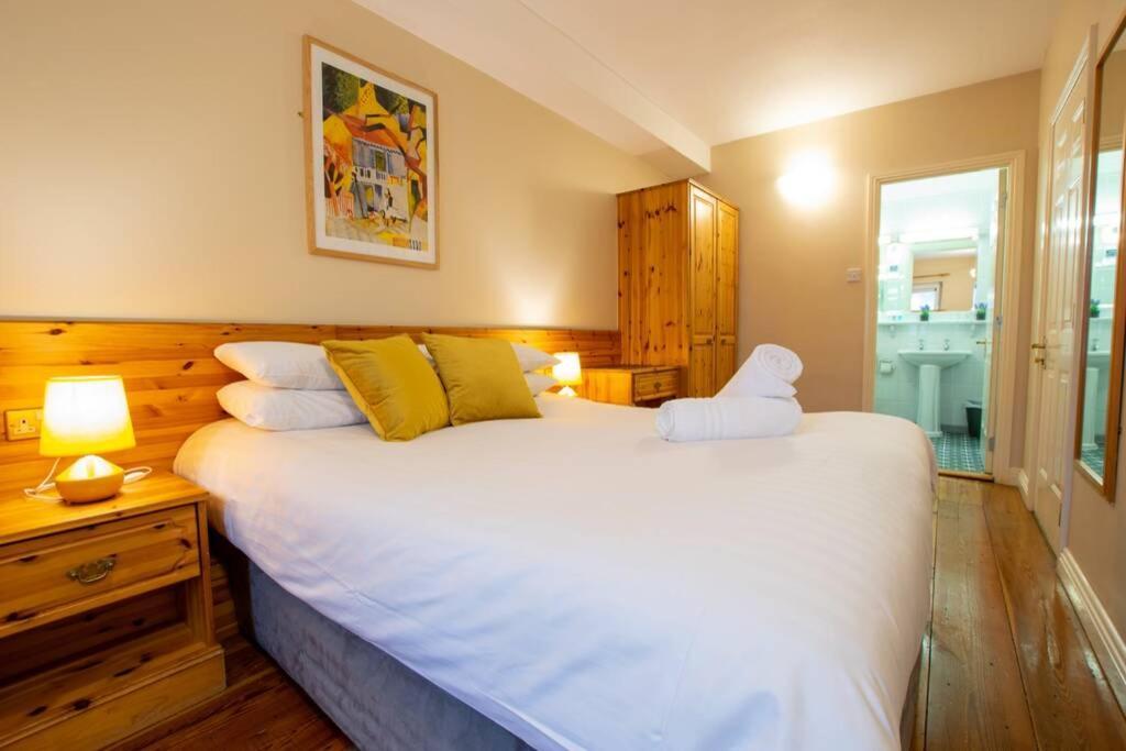 310 - The Carrowbeg At The Harbour Mills By Shortstays Westport Exterior foto